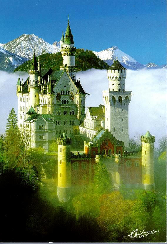 Neuschwannstein, King Ludwig's Castle in Bavaria 